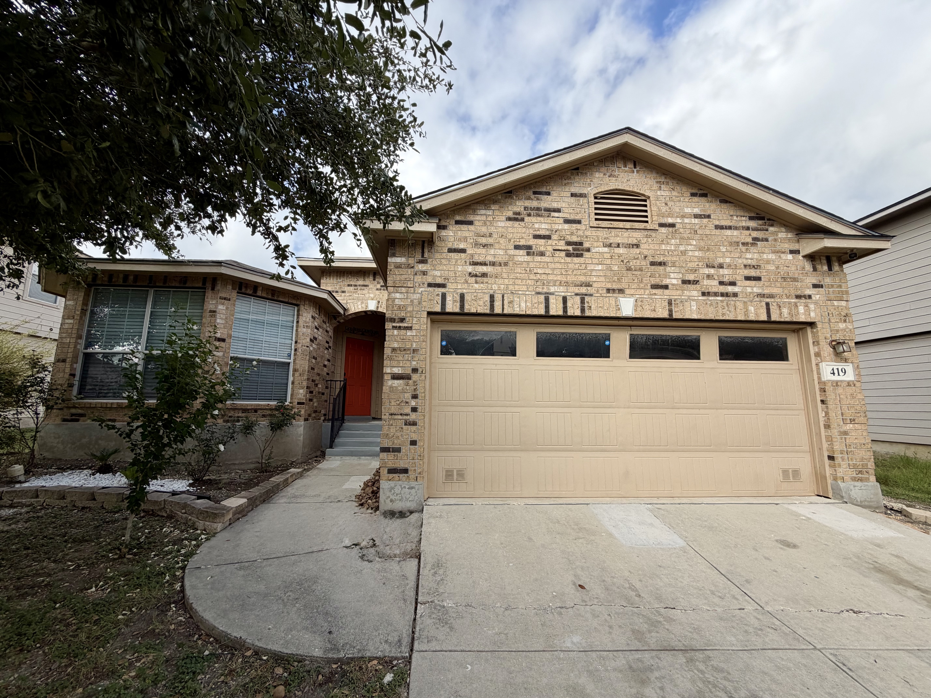 419 Dolly Drive