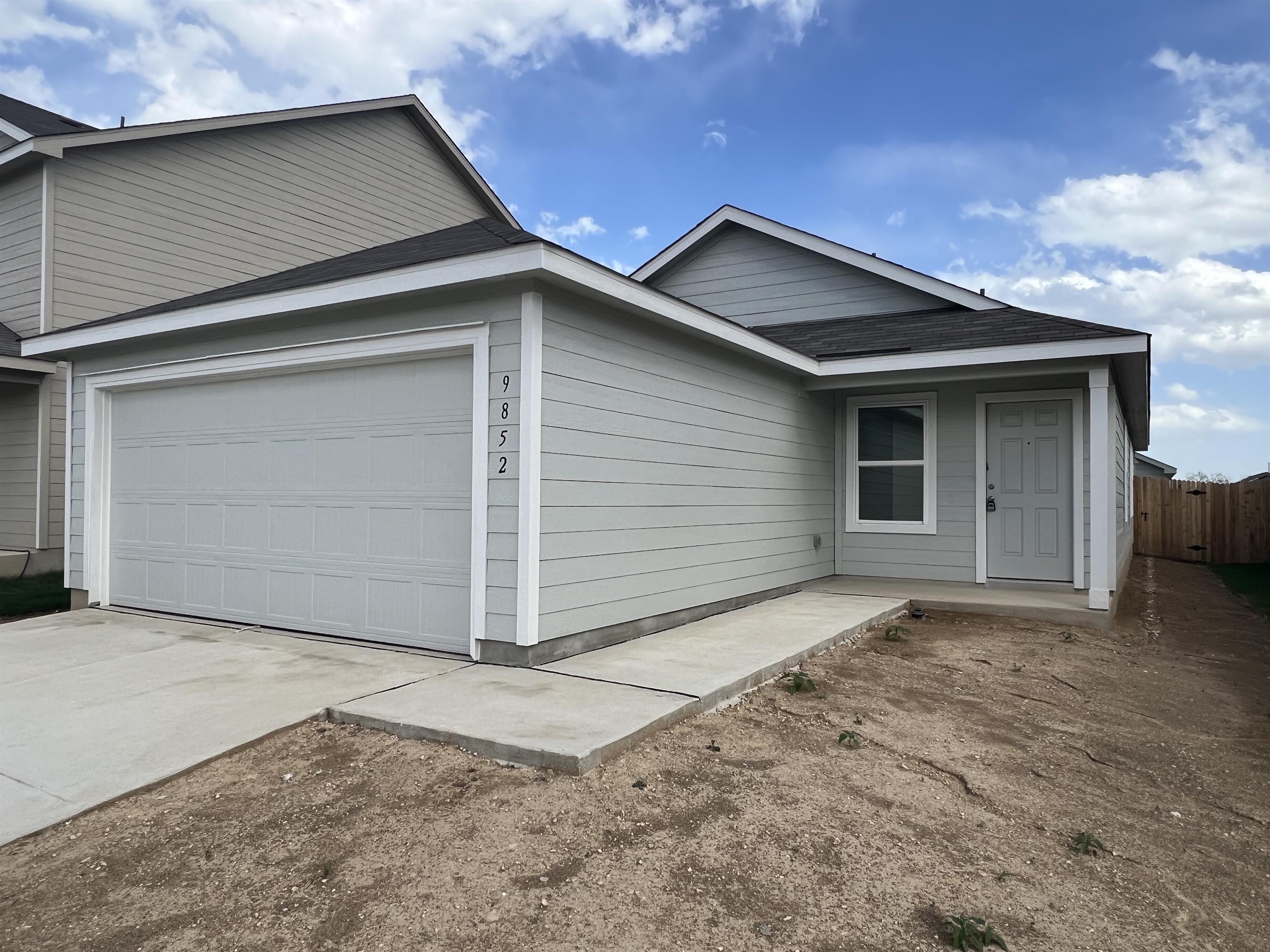 9852 Butte Creek