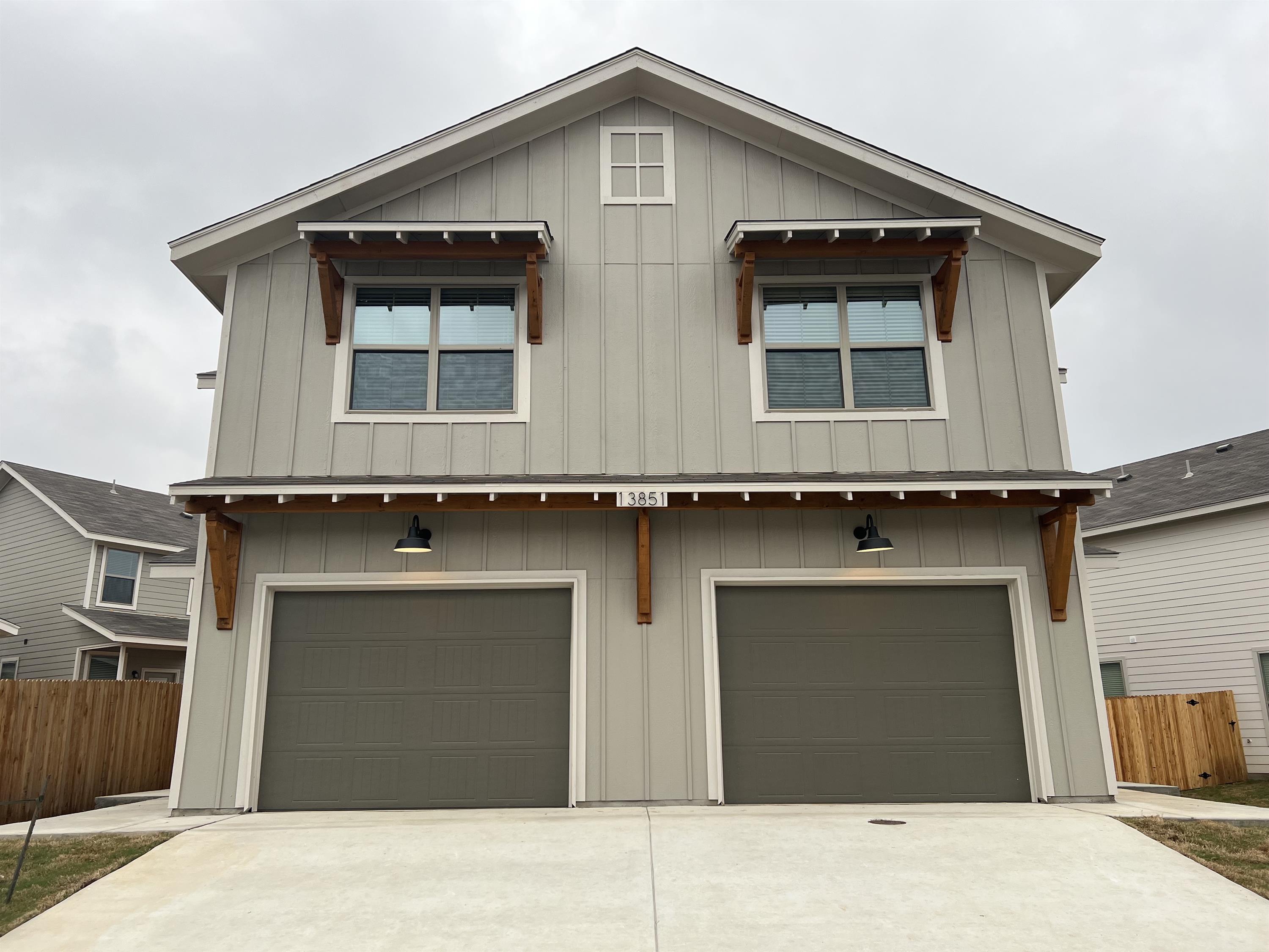 13851 Enzo Gate - 101