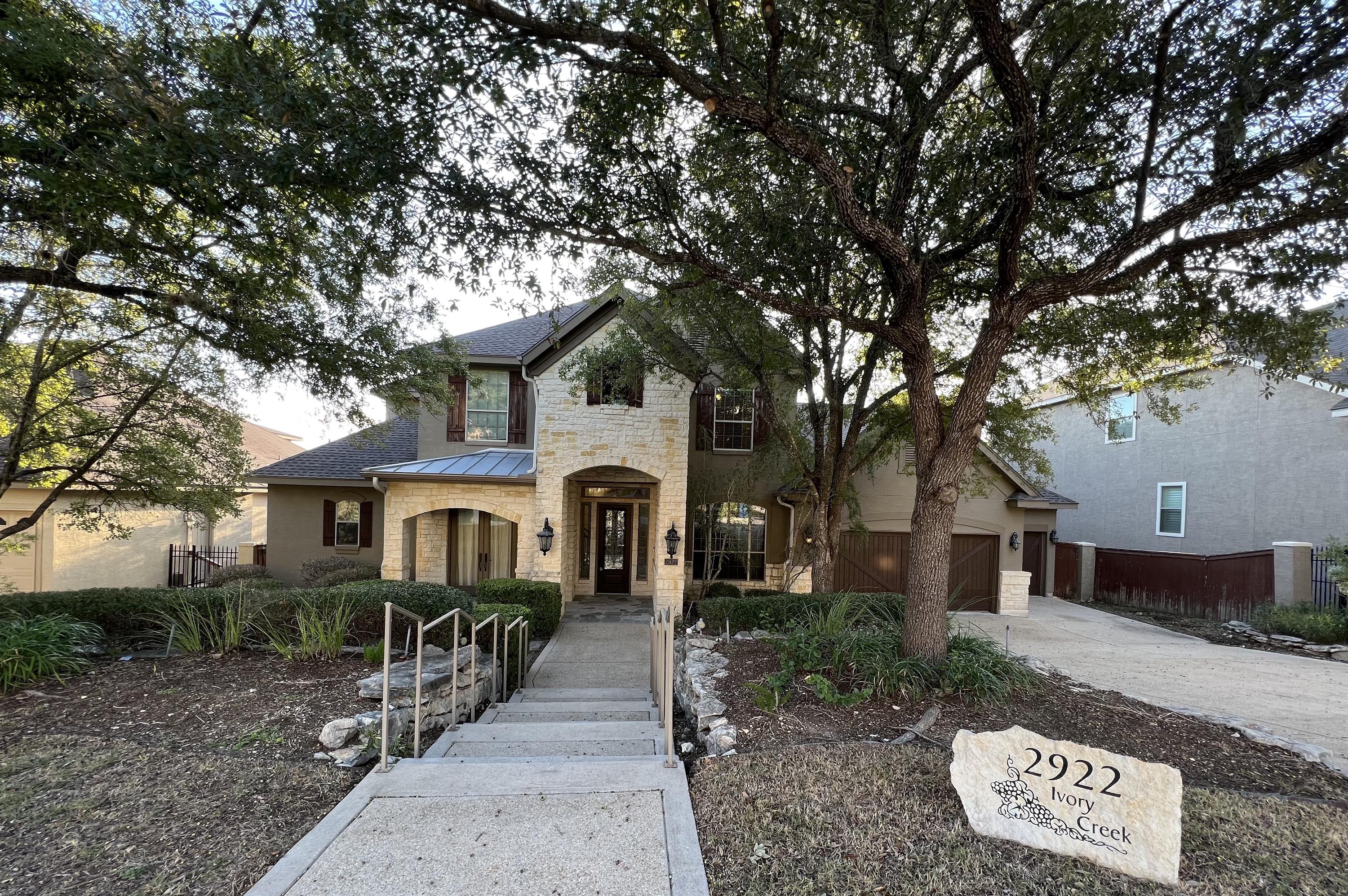 2922 Ivory Creek San Antonio, TX. 78258