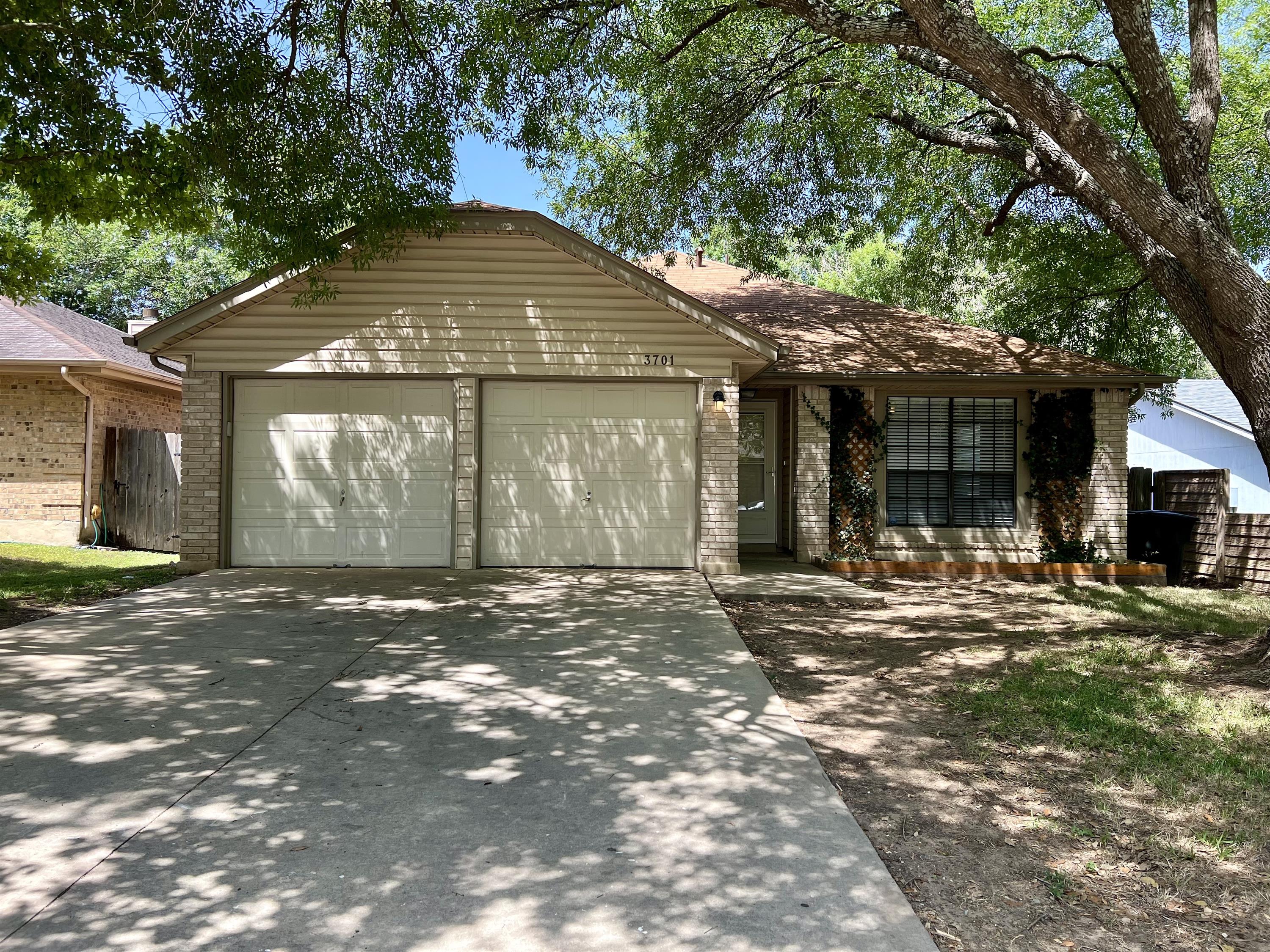 3701 Habersham